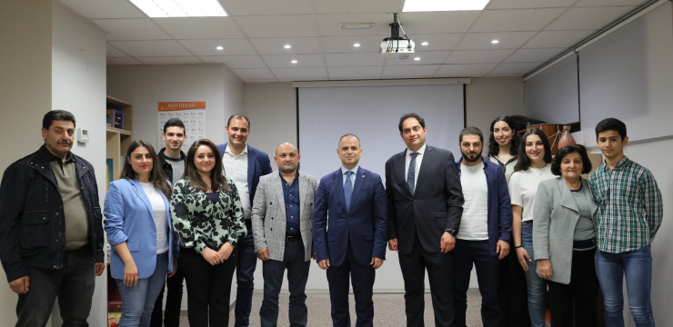 A meeting with the representatives of the Armenian community of Barcelona