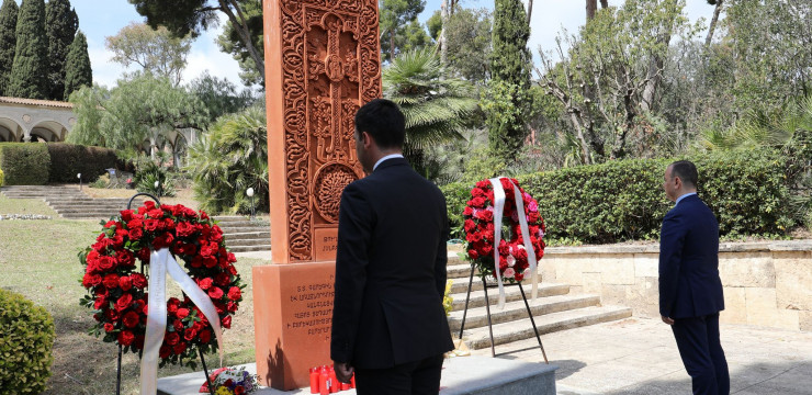 The High Commissioner took part in the events dedicated to the Armenian Genocide Remembrance Day