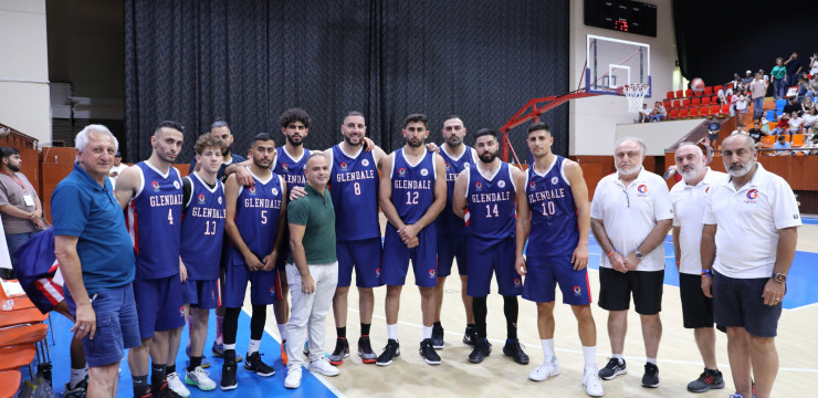 Zareh Sinanyan attended in the match of Armenian basketball teams