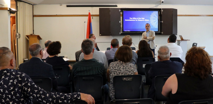 Meeting with representatives of the Armenian community in Auckland, New Zealand