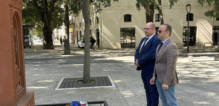 Գլխավոր հանձնակատարը հանդիպել է Նիմի և Մարսելի հայ համայնքի հետ