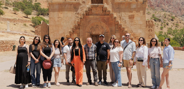 The participants of the iGorts program explored Khor Virap and Noravank