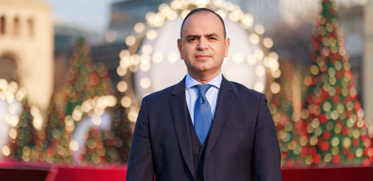 Поздравление главного уполномоченного по делам диаспоры Республики Армения Заре Синаняна