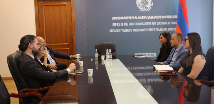 Zareh Sinanyan, met with the representatives of the Armenian Assembly of America