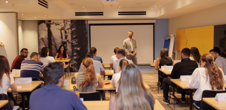 The fourth day of the program began with a lecture on “Cooperation Between Armenia and Other Countries in Innovation and Entrepreneurship,”
