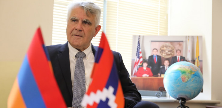 High Commissioner Receives Mato Hakhverdian