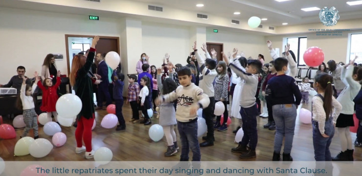 Office Organizes New Year Event for Children of Repats