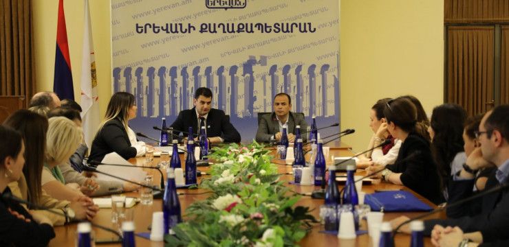 The "iGorts" members met with the Mayor of Yerevan
