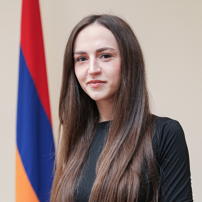 Մելինե Արոյան