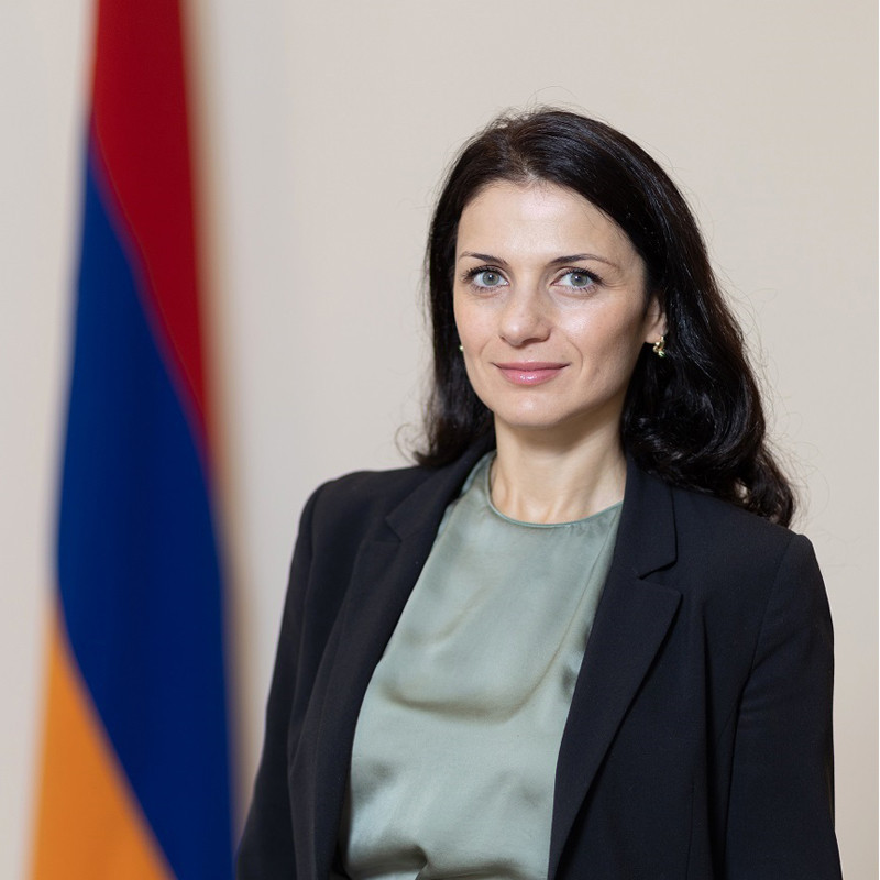 Էվելինա Բարսեղյան