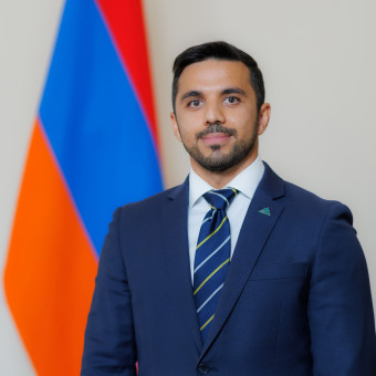 Հենրիկ Մանուկյան