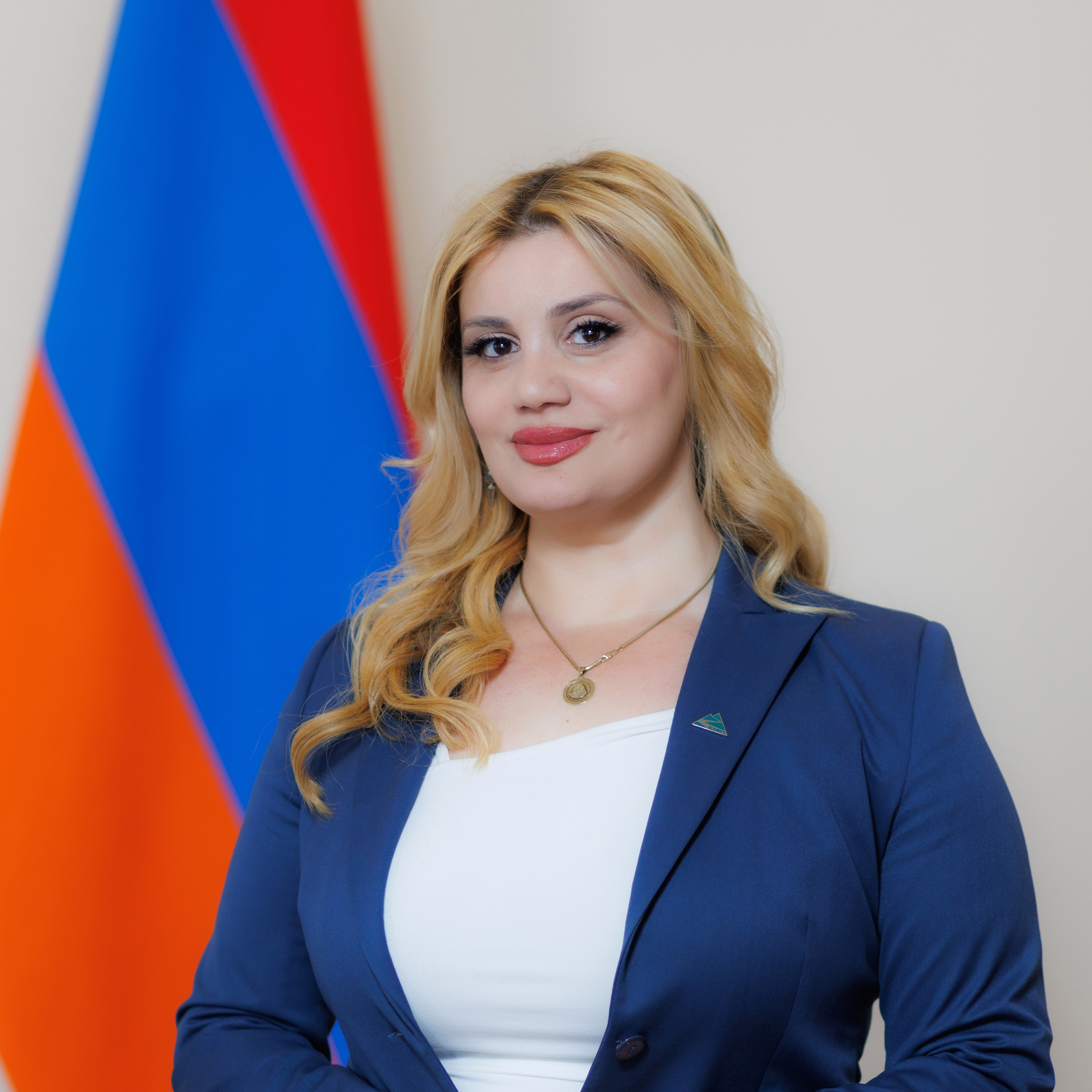Նաիրա Գրիգորյան