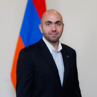 Վազգեն Եգիներյան