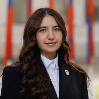 Անուշ Ասլանյան